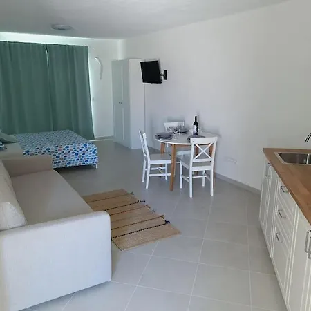 아파트 Seaview Studio For Perfect Vacation! Gdinj